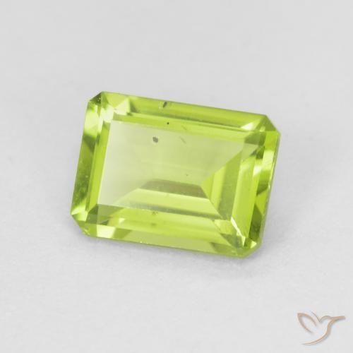 Peridoto Verde claro natural de 0.94 ct, Corte Octágono / Esmeralda, VS