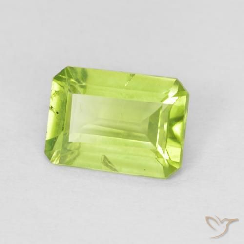 Peridoto Verde amarillento natural de 0.97 ct, Corte Octágono / Esmeralda, VS