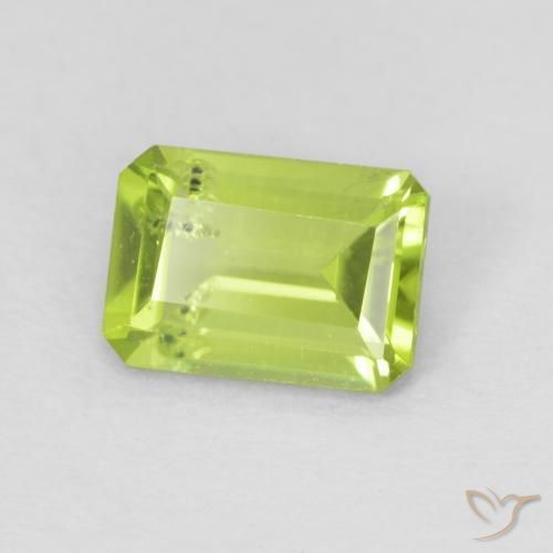Peridoto Verde claro natural de 0.96 ct, Corte Octágono / Esmeralda, VS