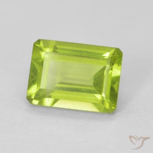 Peridoto Verde claro natural de 1.12 ct, Corte Octágono / Esmeralda, VS