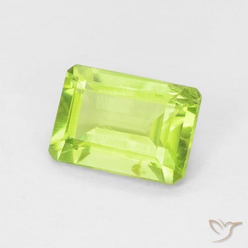 Peridoto Verde medio natural de 1.03 ct, Corte Octágono / Esmeralda, VS