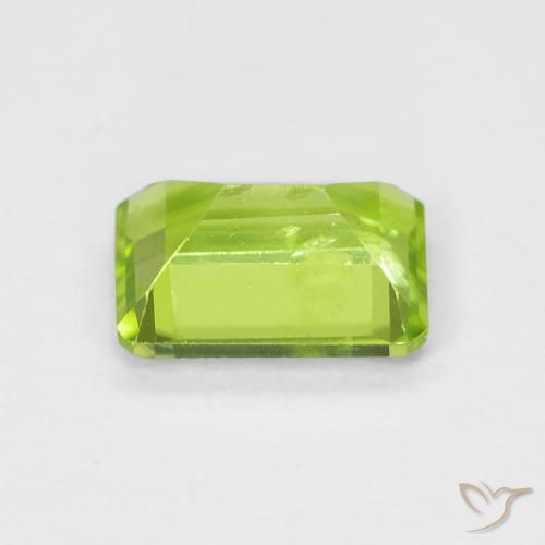 Peridoto Verde medio natural de 1.08 ct, Corte Octágono / Esmeralda, VS