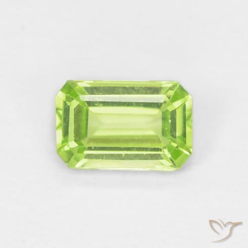 0.51ct Natural Verde amarillento Peridoto, corte esmeralda, VVS