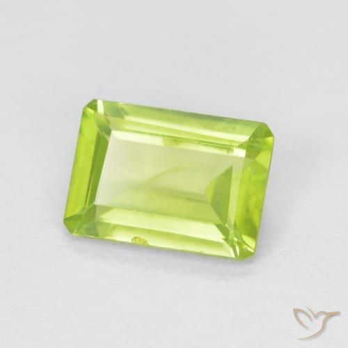 Peridoto Verde claro natural de 0.91 ct, Corte Octágono / Esmeralda, VS