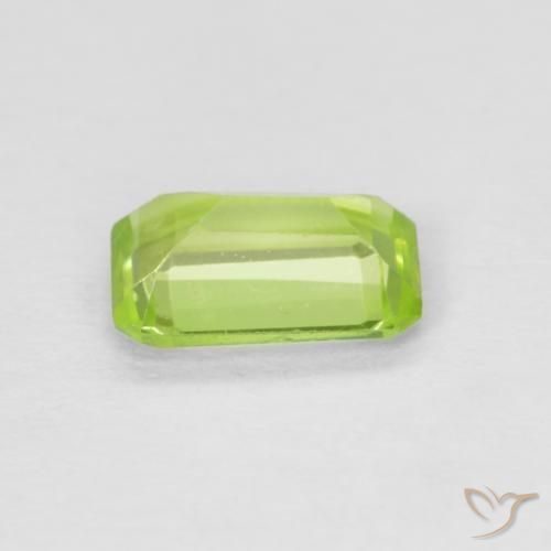 Peridoto Verde claro natural de 0.52 ct, Corte Octágono / Esmeralda, VS