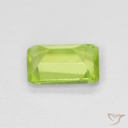 Peridoto Verde claro natural de 0.93 ct, Corte Octágono / Esmeralda, VS