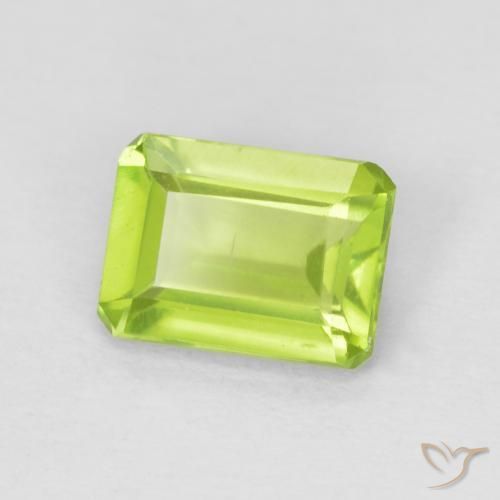 Peridoto Verde claro natural de 1.04 ct, Corte Octágono / Esmeralda, VVS-VS