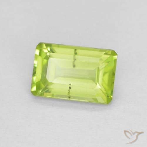 Peridoto Verde claro natural de 0.59 ct, Corte Octágono / Esmeralda, VS-SI