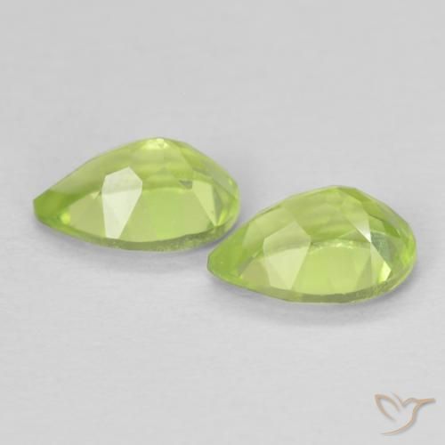 Gemas de Peridoto Verde vivo natural de 0.91 ct, En forma de pera, VVS-VS