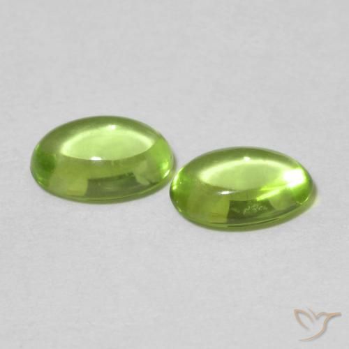 Gemas de Peridoto Verde medio natural de 0.98 ct, Ovalada, Transparente