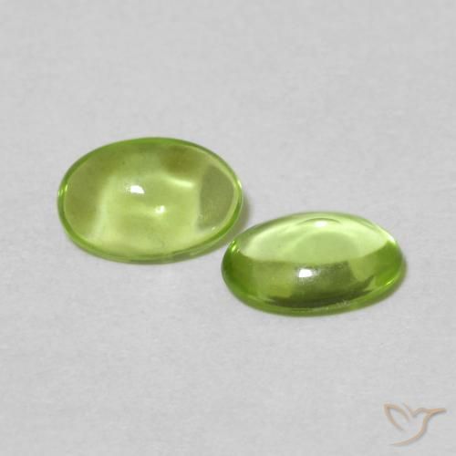 Gemas de Peridoto Verde medio natural de 0.83 ct, Ovalada, Transparente