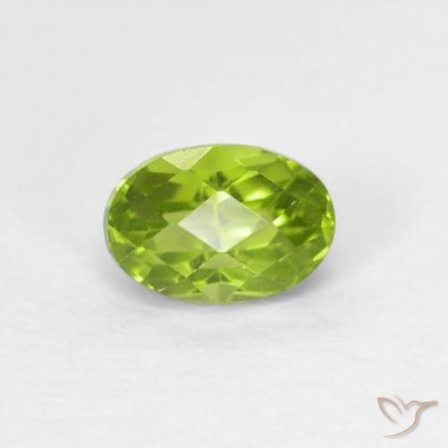 0.66ct Natural Verde claro Peridoto, Ovalada, VVS-VS