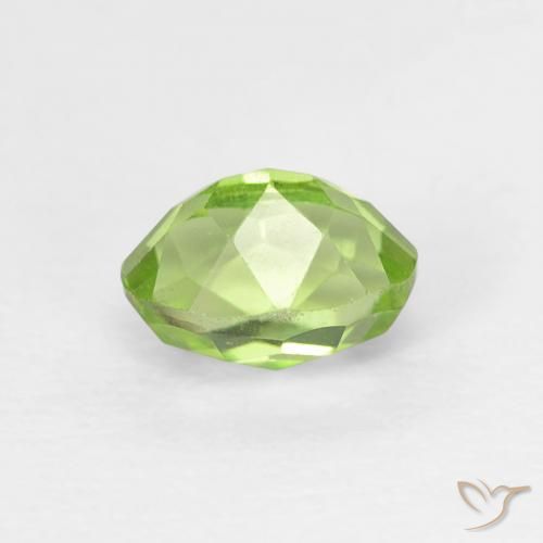 Peridoto Verde vivo claro natural de 0.77 ct, Ovalada, VVS-VS