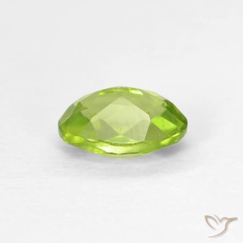 Peridoto Verde vivo claro natural de 0.62 ct, Ovalada, VVS-VS