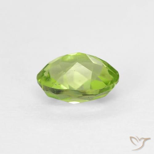 Peridoto Verde vivo claro natural de 0.70 ct, Ovalada, VVS-VS
