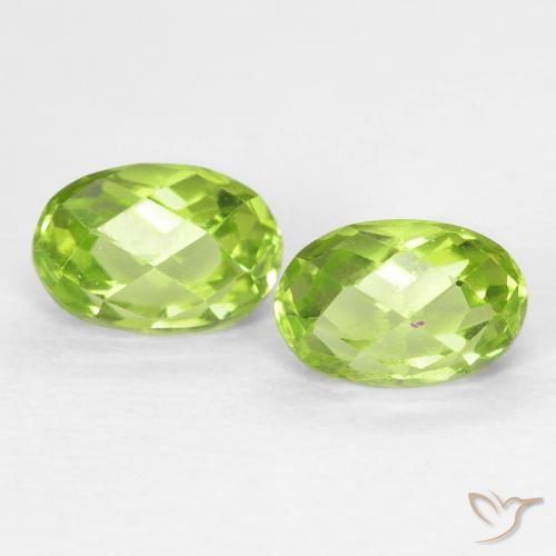 Gemas de Peridoto Verde medio natural de 1.36 ct, Ovalada, VS