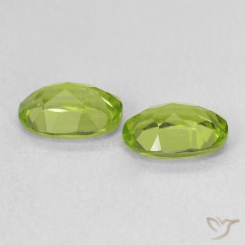 Gemas de Peridoto Verde vivo natural de 1.77 ct, Ovalada, VS