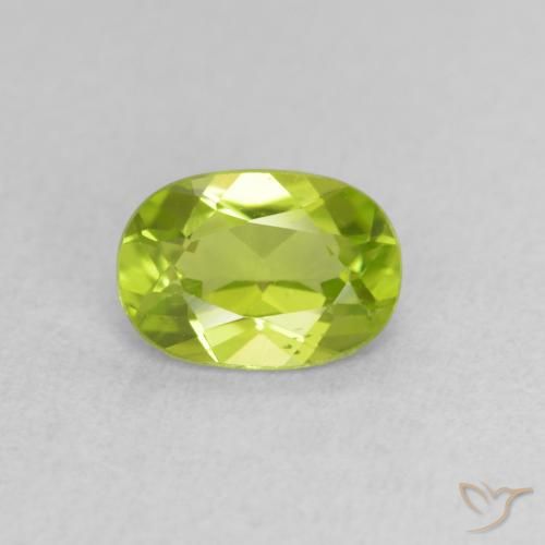 0.90ct Natural Verde amarillento Peridoto, Ovalada, VVS-VS
