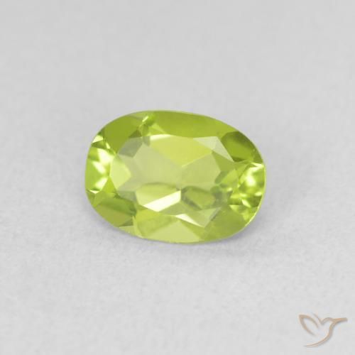Peridoto Verde amarillento natural de 0.79 ct, Ovalada, VVS-VS