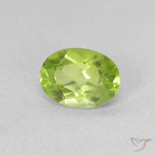 Peridoto Verde amarillento natural de 0.96 ct, Ovalada, VVS-VS