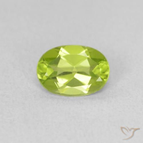 0.80ct Natural Verde medio Peridoto, Ovalada, VVS-VS