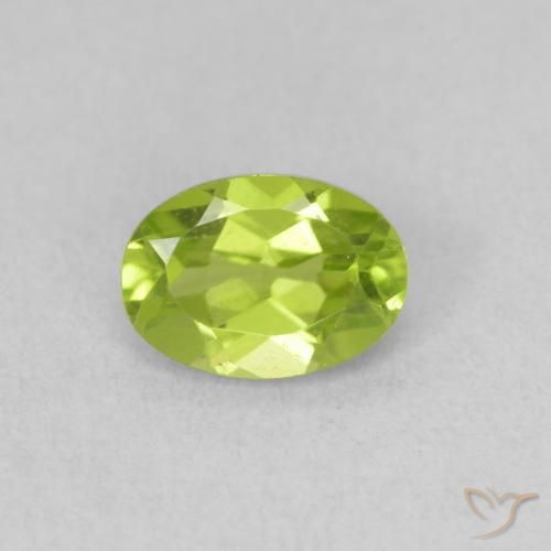 0.95ct Natural Verde amarillento intenso Peridoto, Ovalada, VVS-VS