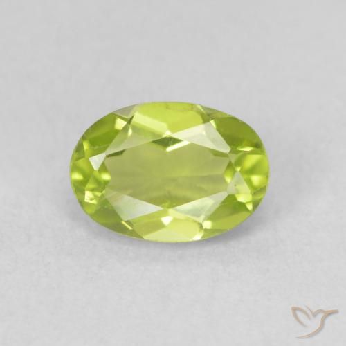 0.93ct Natural Verde medio Peridoto, Ovalada, VS