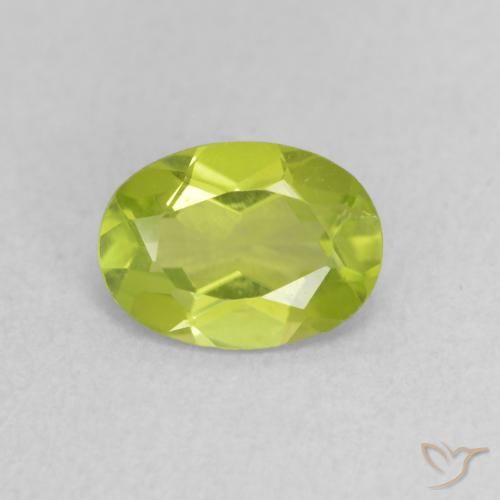 0.81ct Natural Verde amarillento intenso Peridoto, Ovalada, VS
