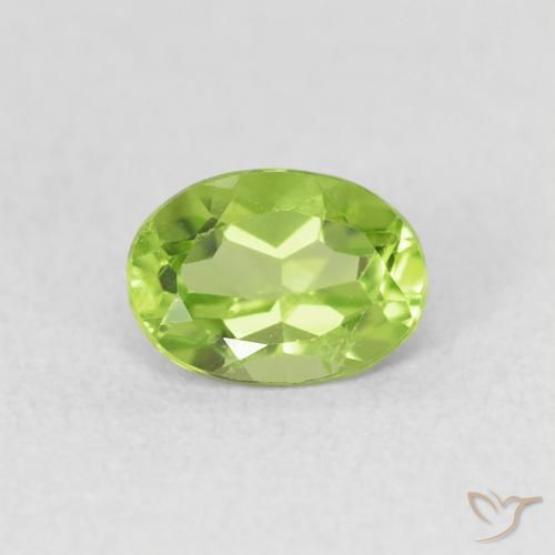 0.95ct Natural Medium Light-Green Peridoto, Ovalada, VS