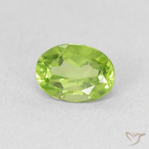 Peridoto Medium Light-Green natural de 0.95 ct, Ovalada, VS