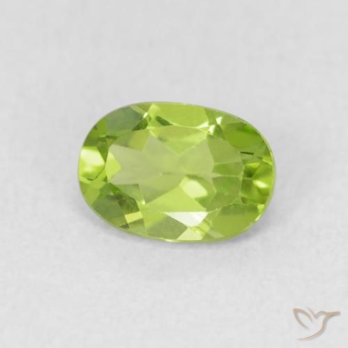 Peridoto Verde vivo natural de 0.96 ct, Ovalada, VS