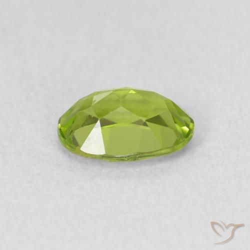 Peridoto Verde vivo natural de 0.86 ct, Ovalada, VS