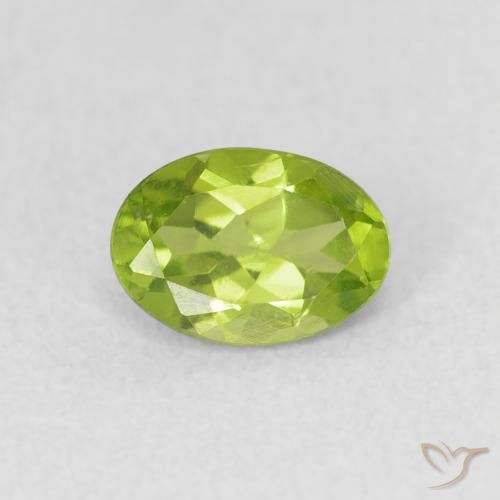 0.85ct Natural Verde medio Peridoto, Ovalada, VS