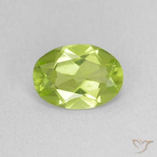 0.76ct Natural Verde claro Peridoto, Ovalada, VS