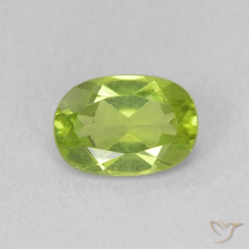 0.93ct Natural Verde medio Peridoto, Ovalada, VS