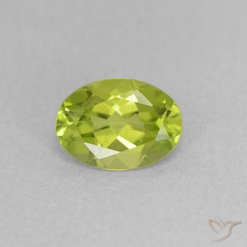 0.75ct Natural Verde amarillento Peridoto, Ovalada, VVS-VS