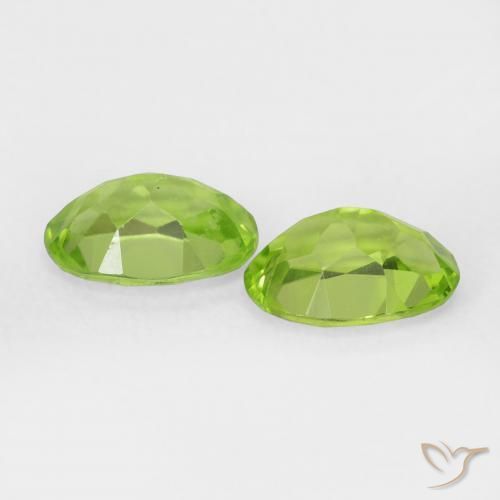 Gemas de Peridoto Verde medio natural de 1.62 ct, Ovalada, VS