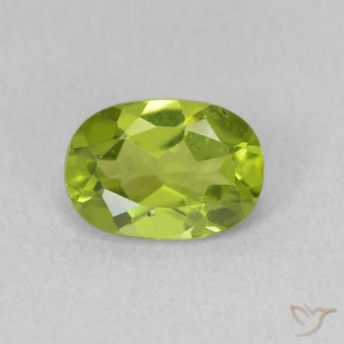 0.96ct Natural Verde amarillento Peridoto, Ovalada, VS