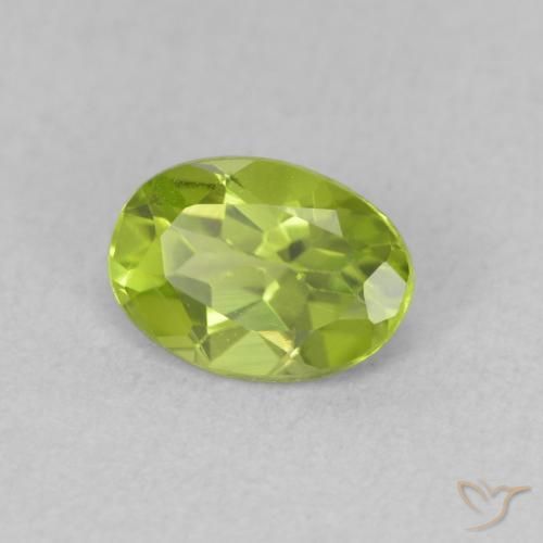 Peridoto Verde vivo natural de 0.87 ct, Ovalada, VVS-VS