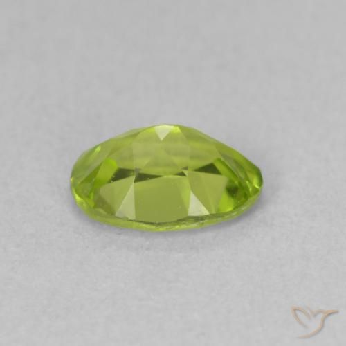 Peridoto Verde vivo natural de 0.87 ct, Ovalada, VVS-VS