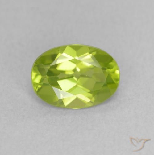 0.90ct Natural Verde amarillento Peridoto, Ovalada, VVS-VS