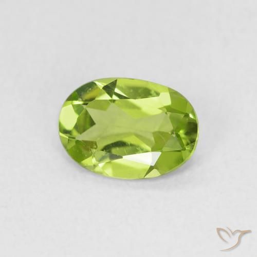 Peridoto Verde vivo natural de 0.77 ct, Ovalada, VVS