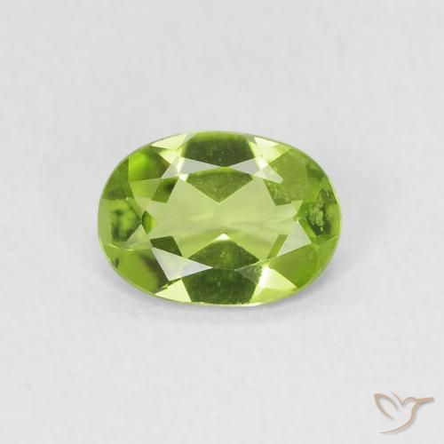 0.67ct Natural Verde amarillento Peridoto, Ovalada, VVS