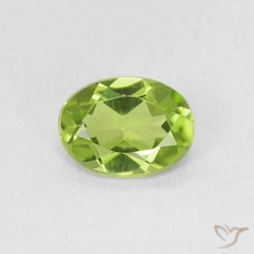 0.69ct Natural Verde medio Peridoto, Ovalada, VVS-VS