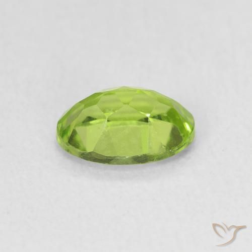 Peridoto Verde amarillento natural de 0.94 ct, Ovalada, VS
