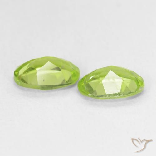 Gemas de Peridoto Verde vivo claro natural de 1.62 ct, Ovalada, VVS-VS