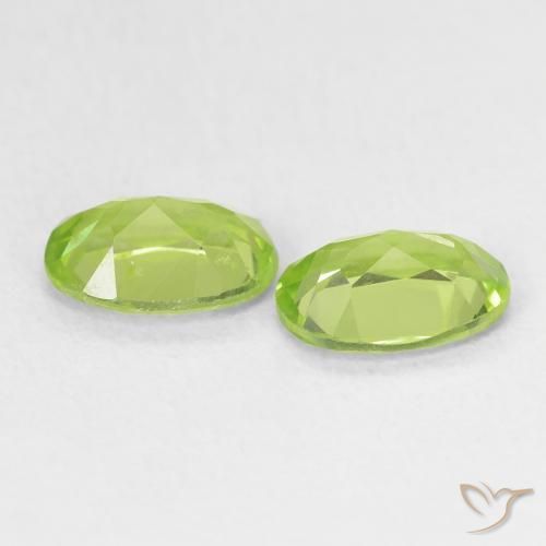 Gemas de Peridoto Verde vivo claro natural de 1.62 ct, Ovalada, VS