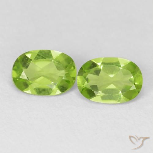 1.75ctw Natural Verde amarillento Peridoto, Ovalada, VVS-VS