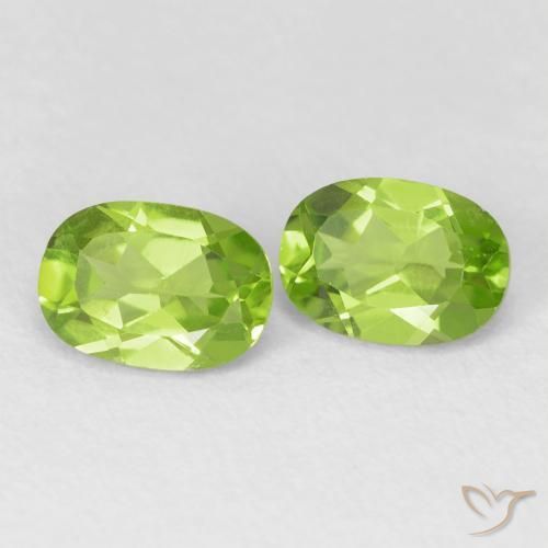 Gemas de Peridoto Verde medio natural de 1.92 ct, Ovalada, VVS-VS