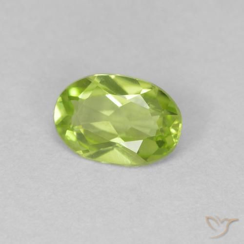 Peridoto Verde claro natural de 0.50 ct, Ovalada, VS